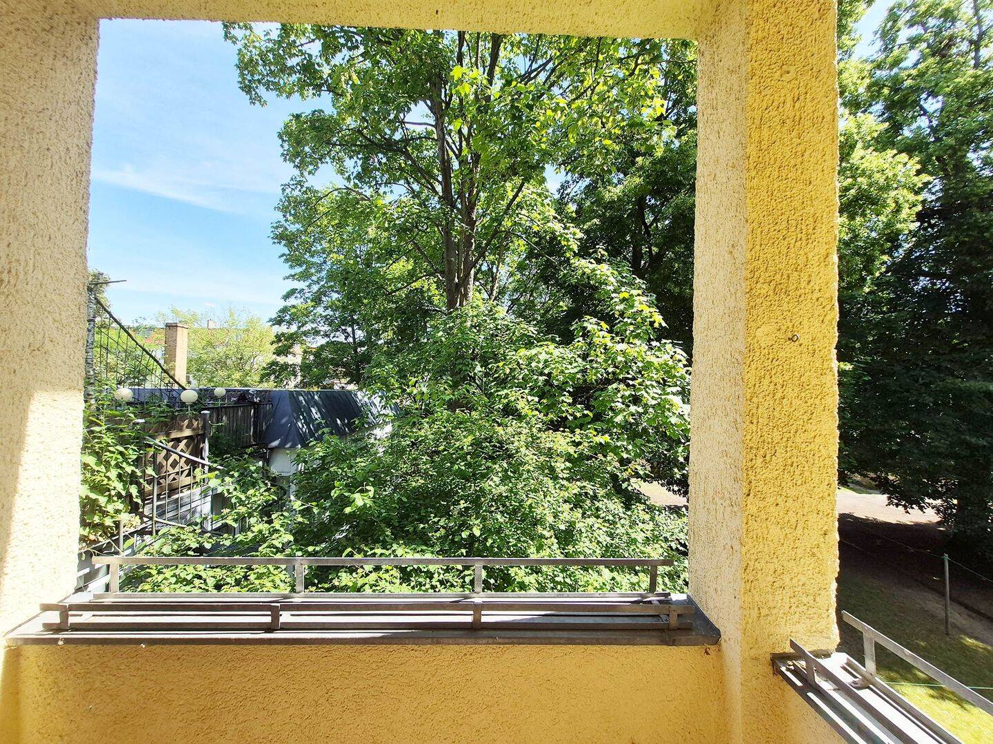 Bezugsfreie 2-Zimmerwohnungen mit Balkon in Berlin-Grünau (provisionsfrei), 12527 Berlin (Treptow-Köpenick Grünau Karolinenhof Schmöckwitz)