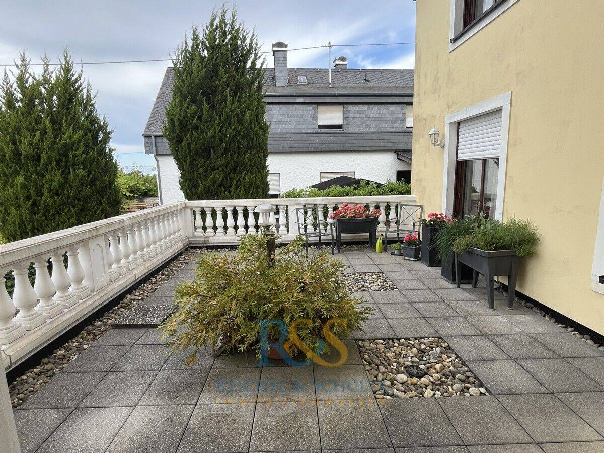 Barrierefrei – unbewohnt – Große Terrasse 2 Zimmer Wohnung zu verkaufen!, 57627 Astert