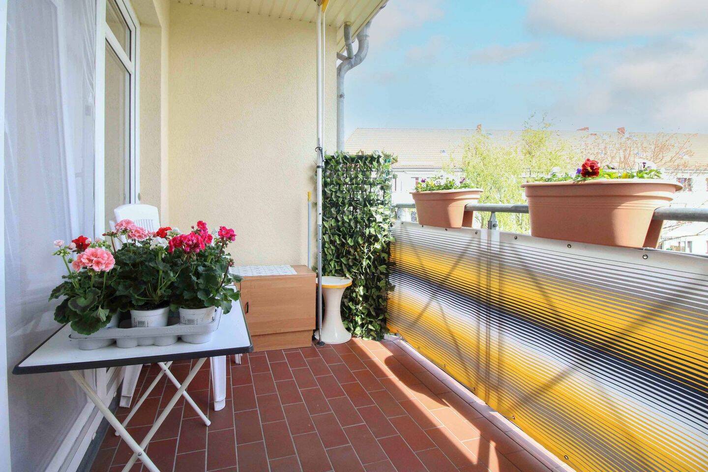 Bequem leben: Altersgerechte Wohnung mit Aufzug und sonnigem Balkon, 39124 Magdeburg (Neue Neustadt)
