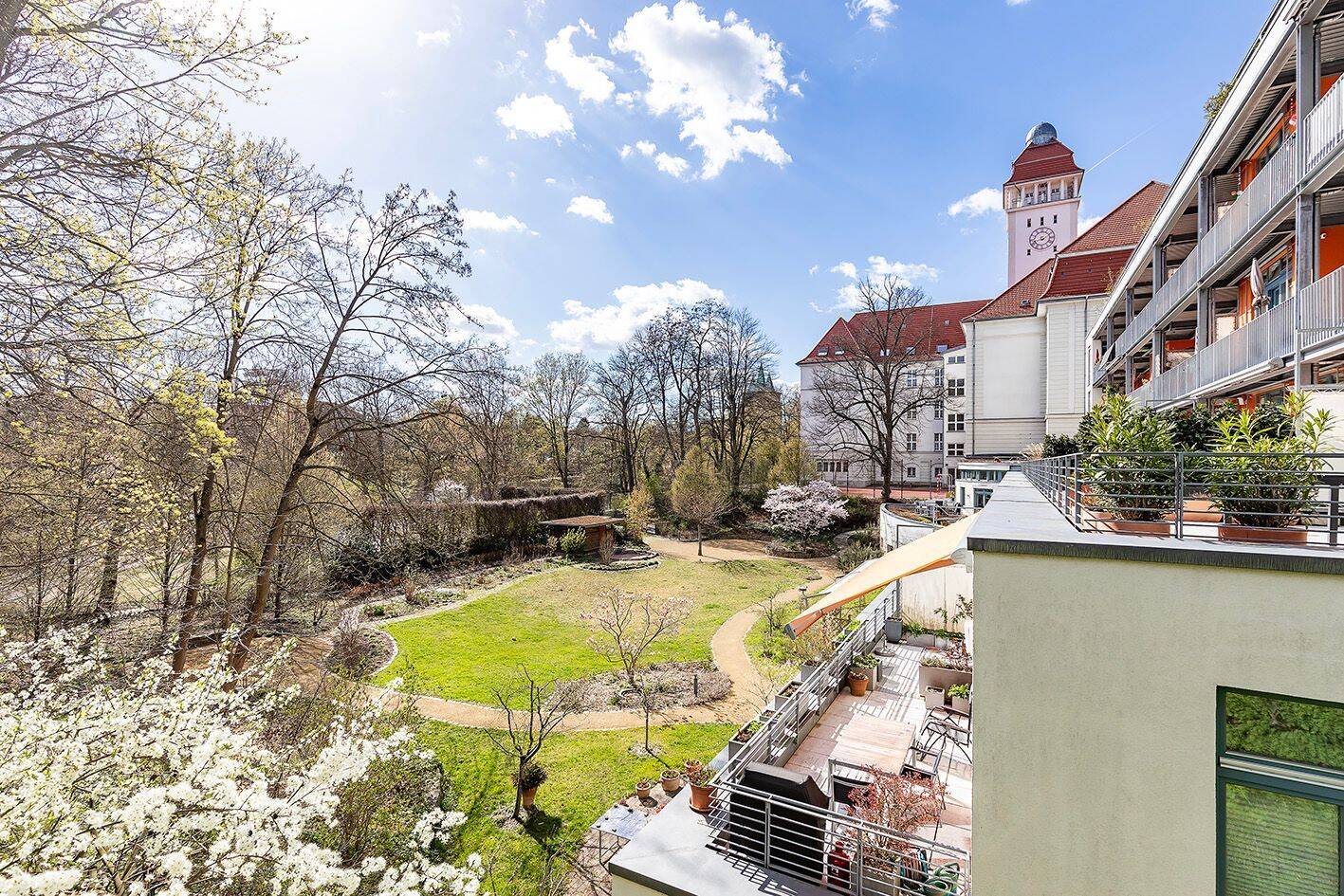 Vermietete Erdgeschosswohnung mit Terrasse am Hohenzollerndamm, 14199 Berlin (Steglitz-Zehlendorf)