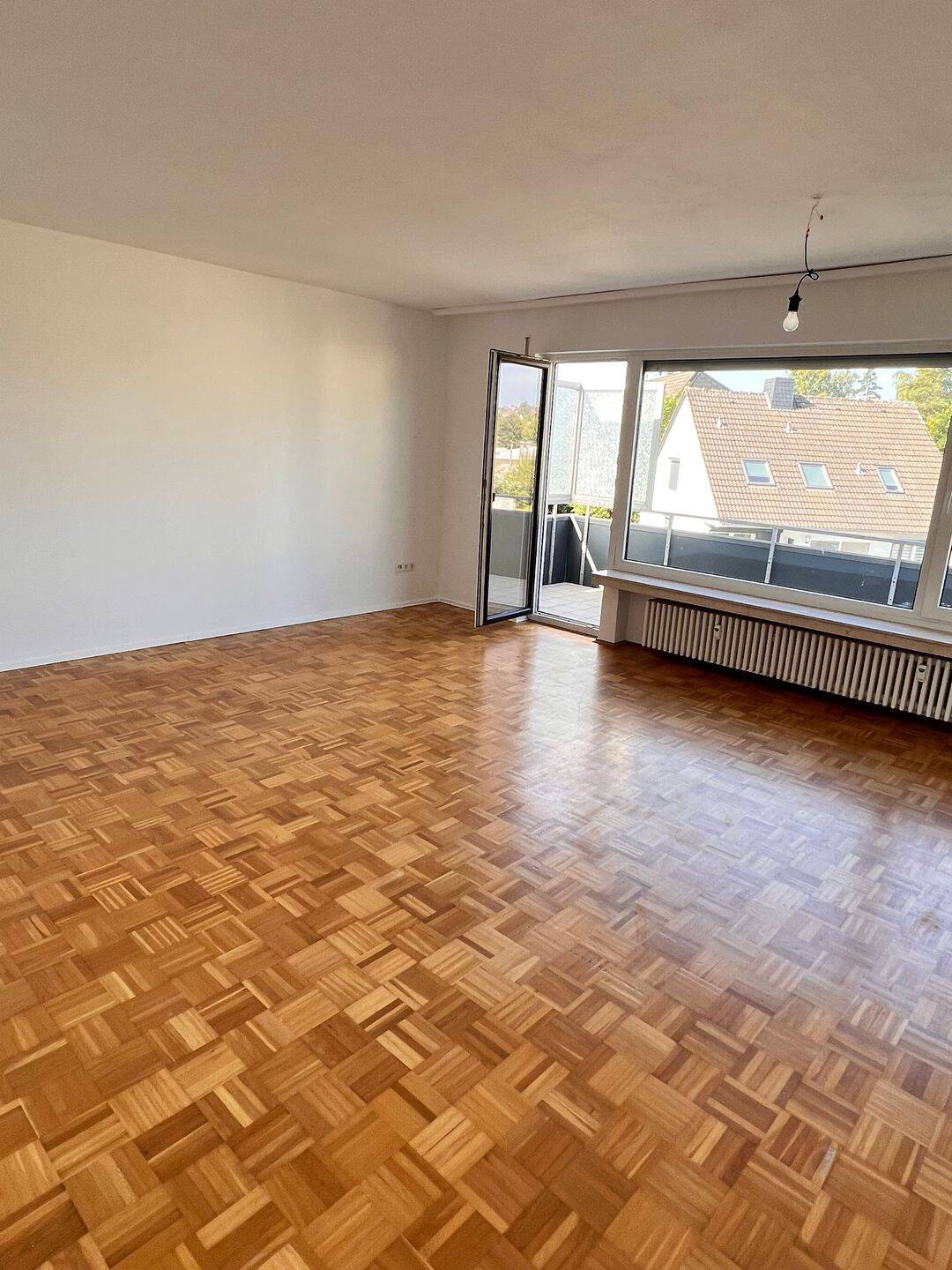 Großzügige 3 ZKB mit Balkon und Stellplatz in Niedervellmar, 34246 Vellmar (Hof Mondschirm)