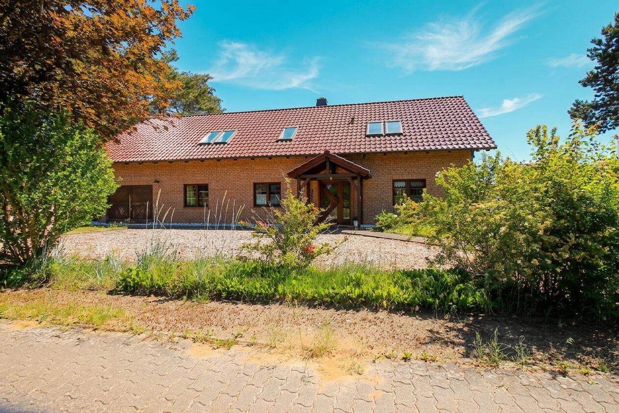 Landidyll in der Gartenstadt Plaue, gepflegtes Einfamilienhaus auf großem Grundstück in Wassernähe, 14774 Brandenburg an der Havel (Kirchmöser Mahlenzien Plaue)