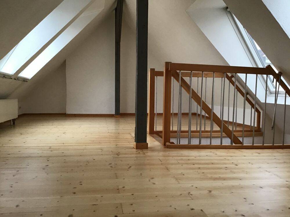 IM HERZEN VON WIESBADEN 3,5 Zimmer Maisonette verführen mit Ausstattung & Lage, 65185 Wiesbaden (Wiesbaden)