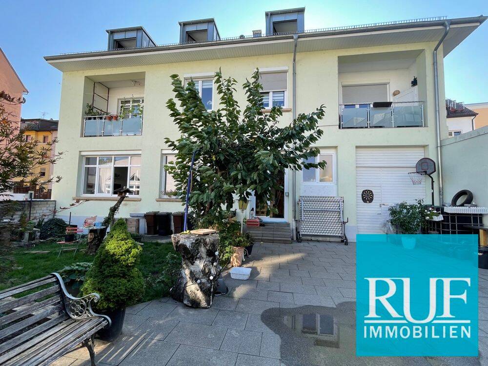 Attraktives Vierfamilienhaus in gepflegtem Zustand – saniert, vermietet, sofort verfügbar, 75172 Pforzheim (Brötzingen Innenstadt Südweststadt Weststadt)