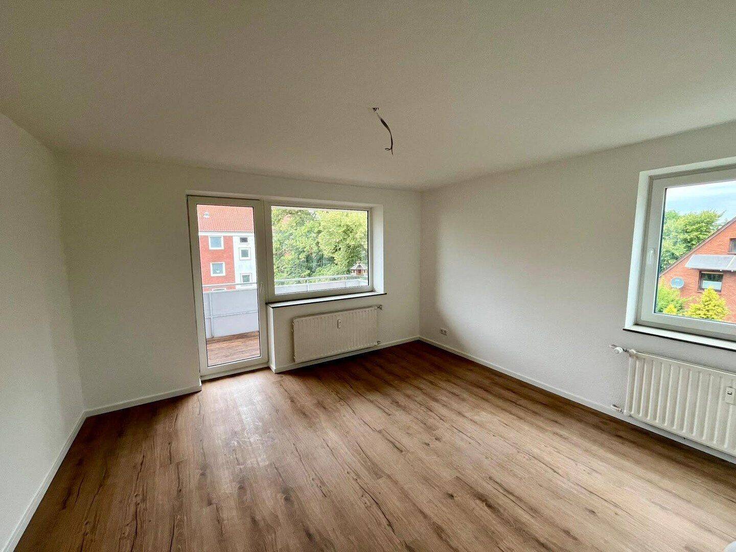 Frisch saniert & provisionsfrei – sonnige Wohnung mit Südbalkon in Sulingen, 27232 Sulingen