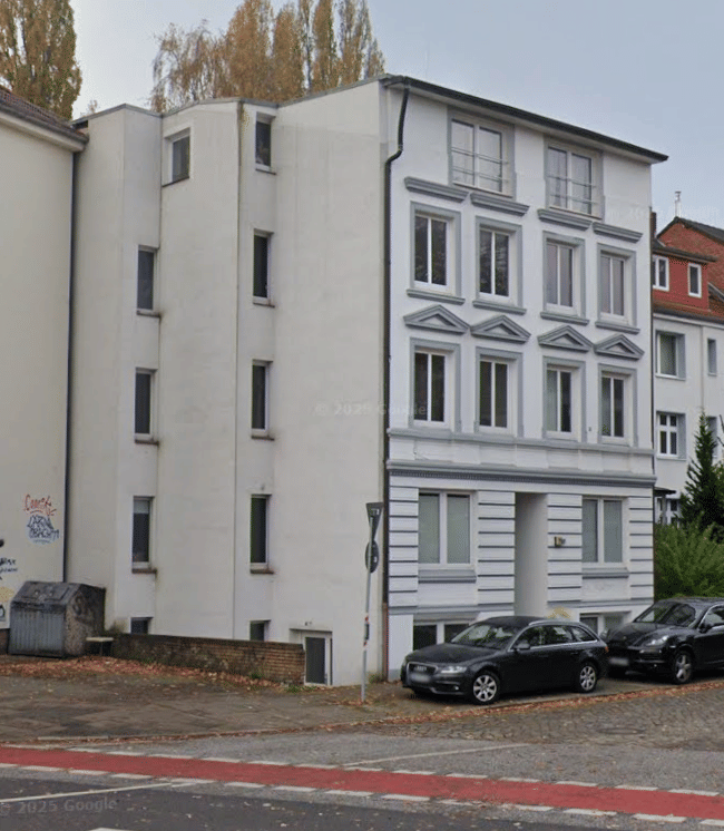 Renovierte 2-Zimmer-Wohnung mit Dielenboden in Hamburg-Nord – WG-geeignet, 22085 Hamburg (Hamburg-Nord Barmbek-Süd Uhlenhorst)