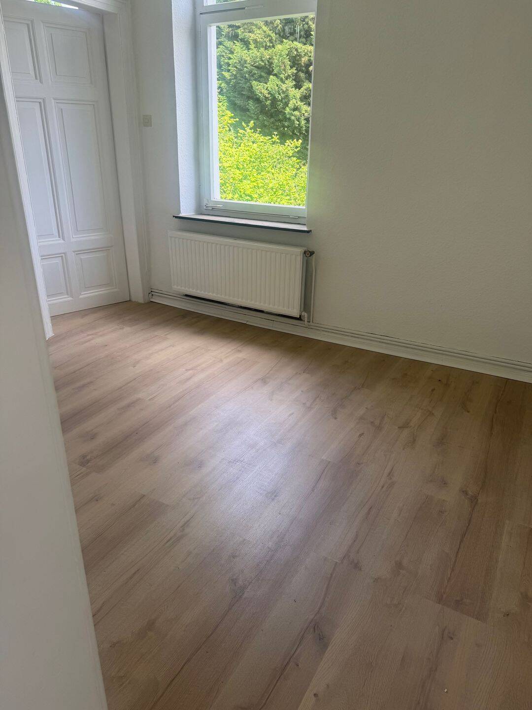 5 Zimmer Altbauwohnung in Groß-Buchholzer-Straße/Hannover, 30655 Hannover