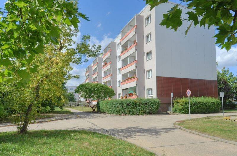 3-Raum-Wohnung mit Ausblick!, 6132 Halle (Saale) (Ammendorf-Beesen Planena Radewell-Osendorf Silberhöhe)