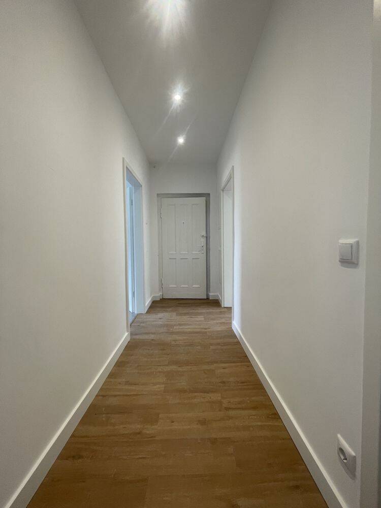 Beelitz OT Zauchwitz: Trebbiner Str.: Erstbezug nach Sanierung: 3-Zi.-Whg. ca. 65 m² zu vermieten, 14547 Beelitz