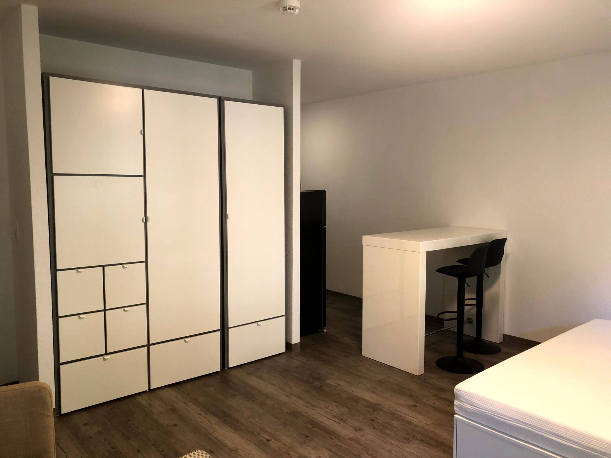 Apartment möbliert Milbertshofen von Privat, 80807 München (Milbertshofen-Am Hart Schwabing-Freimann)