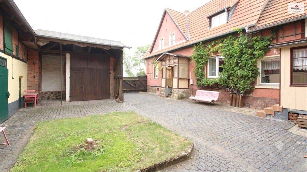 Landhaus mit ausreichend Platz in Neuplatendorf, 6463 Falkenstein/Harz