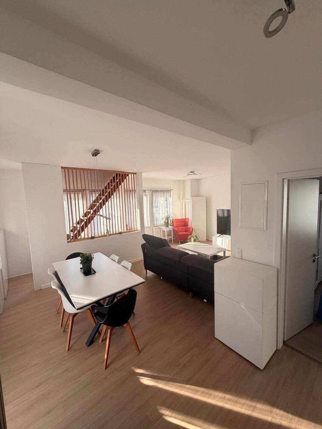 Helle 3-Zimmer-Wohnung in zentraler Lage zu vermieten, 72764 Reutlingen
