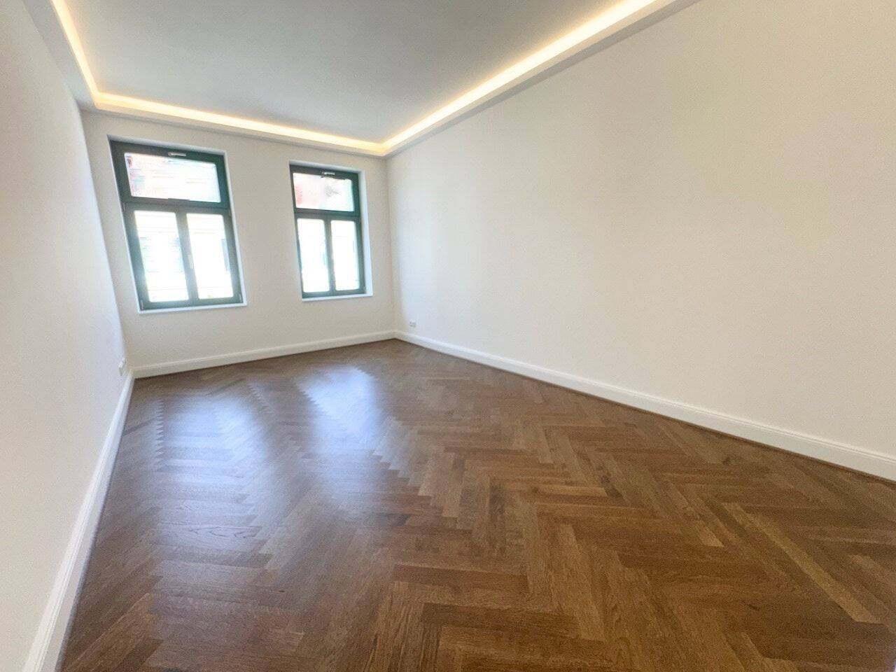 Jetzt aber! + Erstbezug + Südwest-Balkon + Parkett + Fußbodenheizung + Tageslichtbad + LED-Licht, 4177 Leipzig (Altlindenau Lindenau)