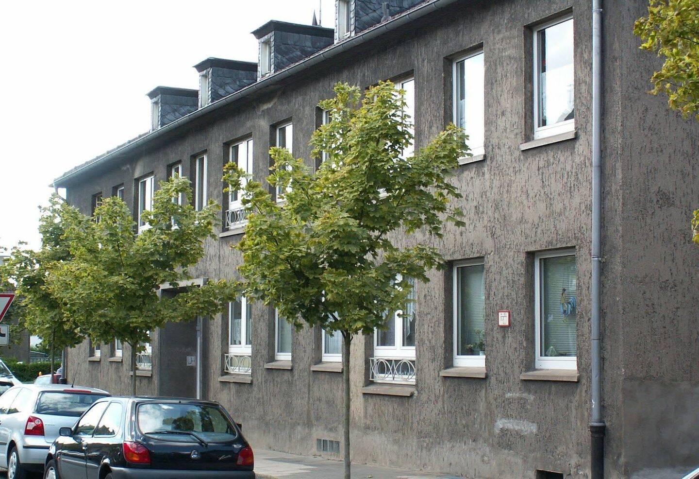 Perfekt für Familien: Zentrale und modernisierte 3-Zimmer-Wohnung in Sterkrade, 46145 Oberhausen