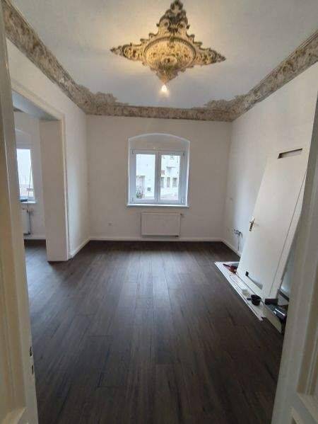 Erstbezug nach Sanierung!Familienfreundliche 4-Zi.-Whg. am Kluser Platz!, 58511 Lüdenscheid
