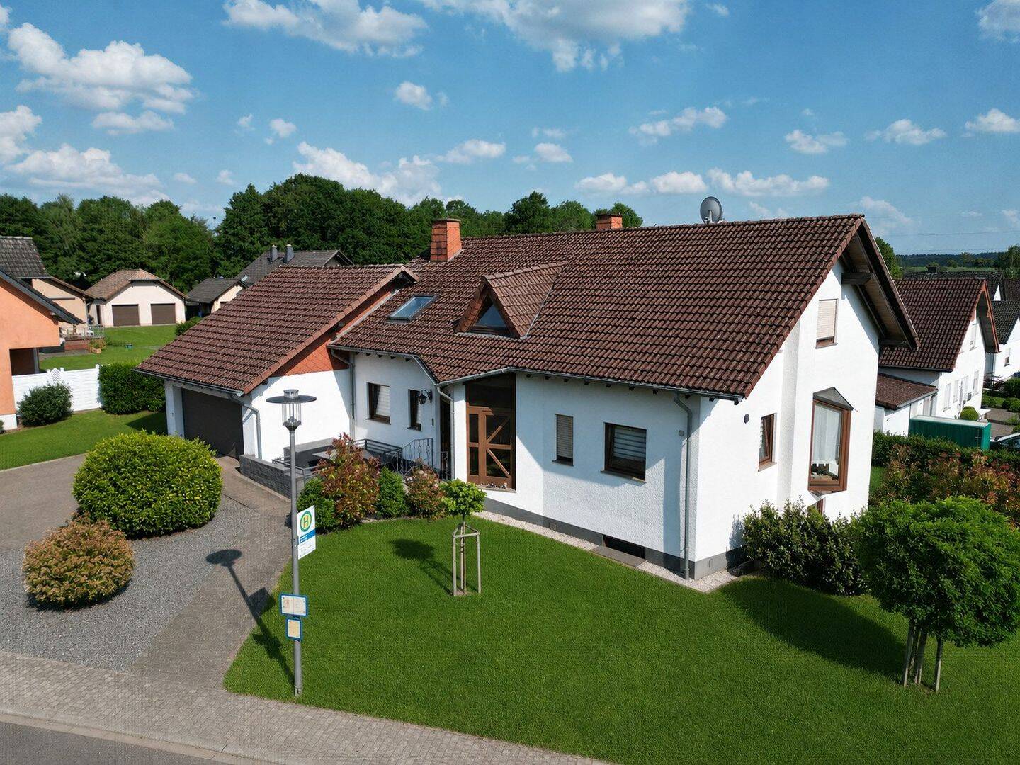 Mega viel Platz: Wohnhaus mit Einliegerwohnung, Werkstatt & Photovoltaikanlage, 54298 Orenhofen