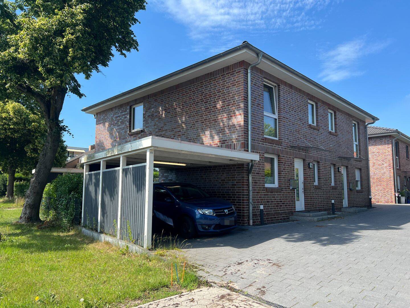 Moderne Doppelhaushälfte mit 4 Zimmern, Vollkeller und Carport, 21465 Reinbek