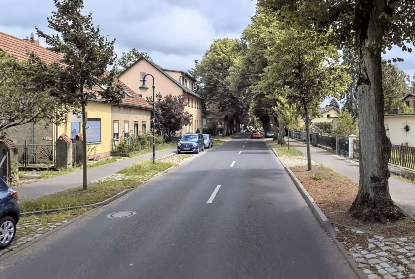Grundstück mit Entwicklungspotenzial in zweiter Reihe – ca. 752 m² in Panketal-Zepernick, 16341 Panketal