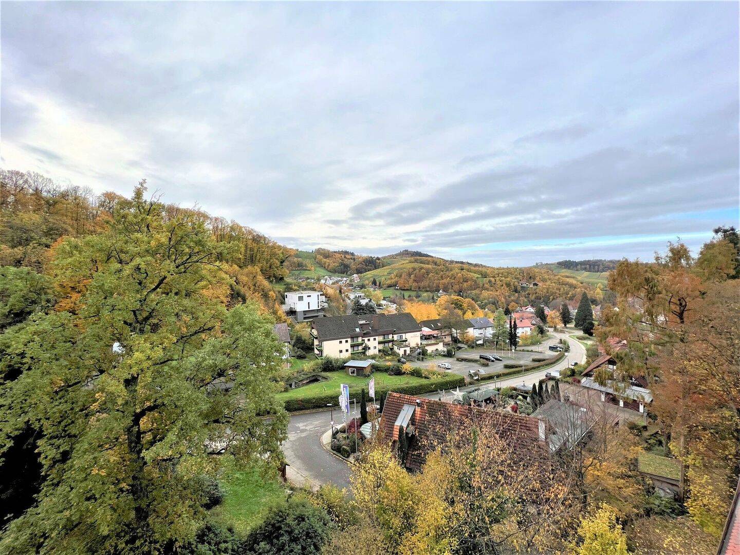 3-Zimmer-Maisonette-Wohnung in bevorzugter Panoramawohnlage, 77887 Sasbachwalden