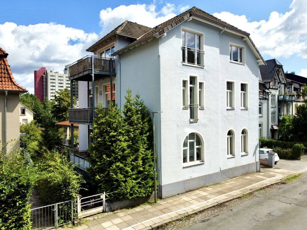 Stilvoll und geräumig: Altbauwohnung mit offener Wohnküche und Balkon Nähe Ostpark, 33604 Bielefeld (Innenstadt Sieker)