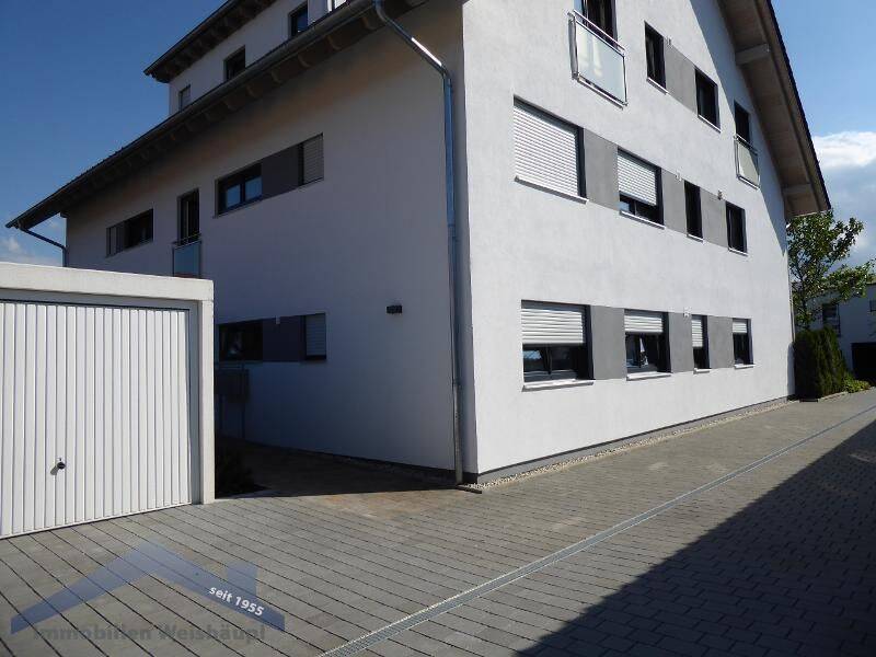 Hochwertige 3-Zi Dachgeschoss Whg. mit Wohnküche und Terrasse in kleiner Wohnanlage, 94474 Vilshofen an der Donau