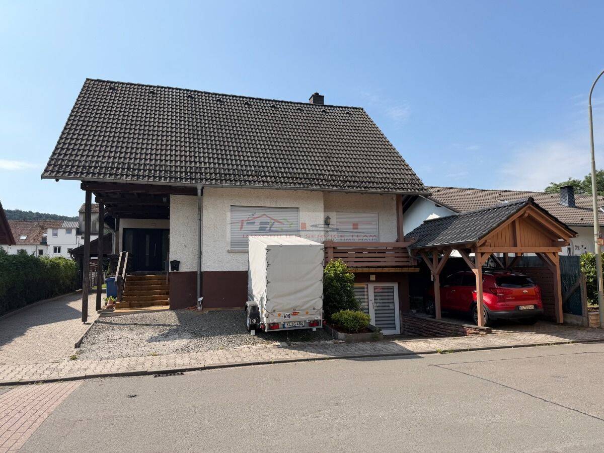 Saniertes Einfamilienhaus in ruhiger Waldrandlage, 66851 Hauptstuhl