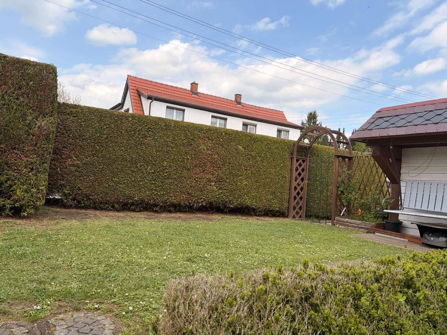 Voll möblierte 1-Zimmer-Wohnung mit Terrasse und Garten 🍀, 9114 Chemnitz (Borna-Heinersdorf Ebersdorf Furth Glösa-Draisdorf Schloßchemnitz)