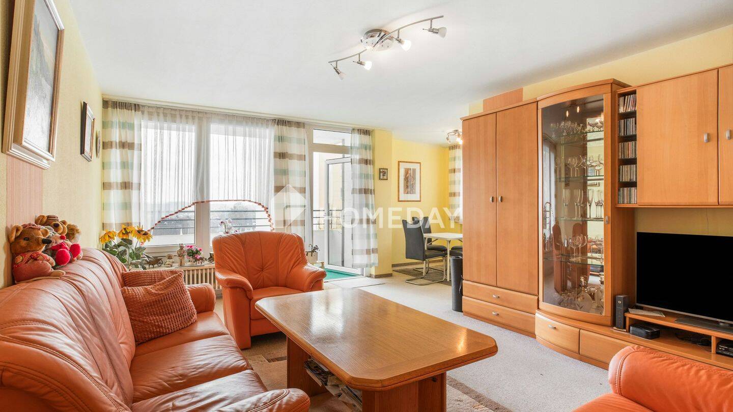 Helle 2-Zimmer-Wohnung mit Loggia und schönem Ausblick, 32105 Bad Salzuflen