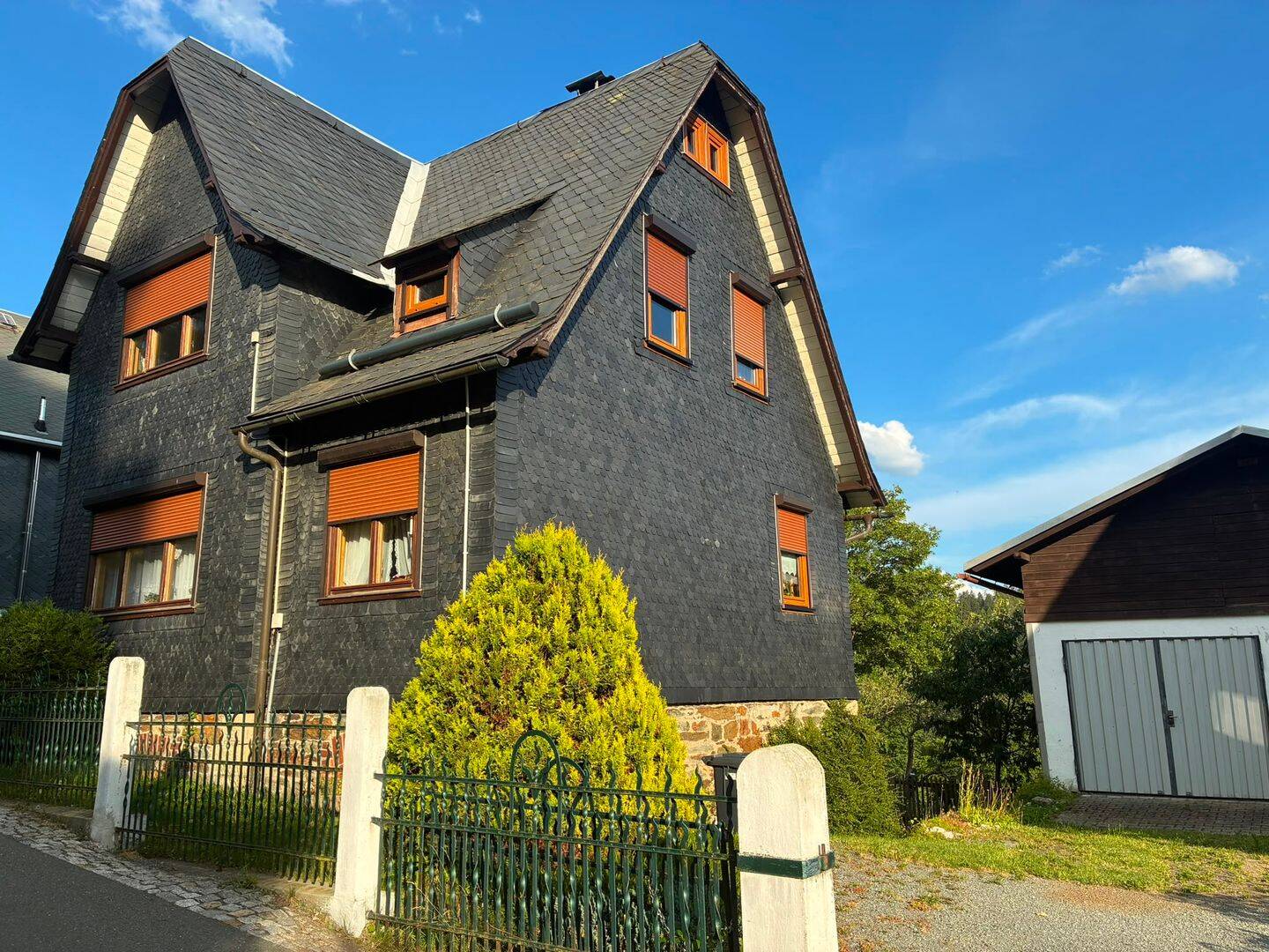 Deesbach Einfamilienhaus, 98744 Deesbach
