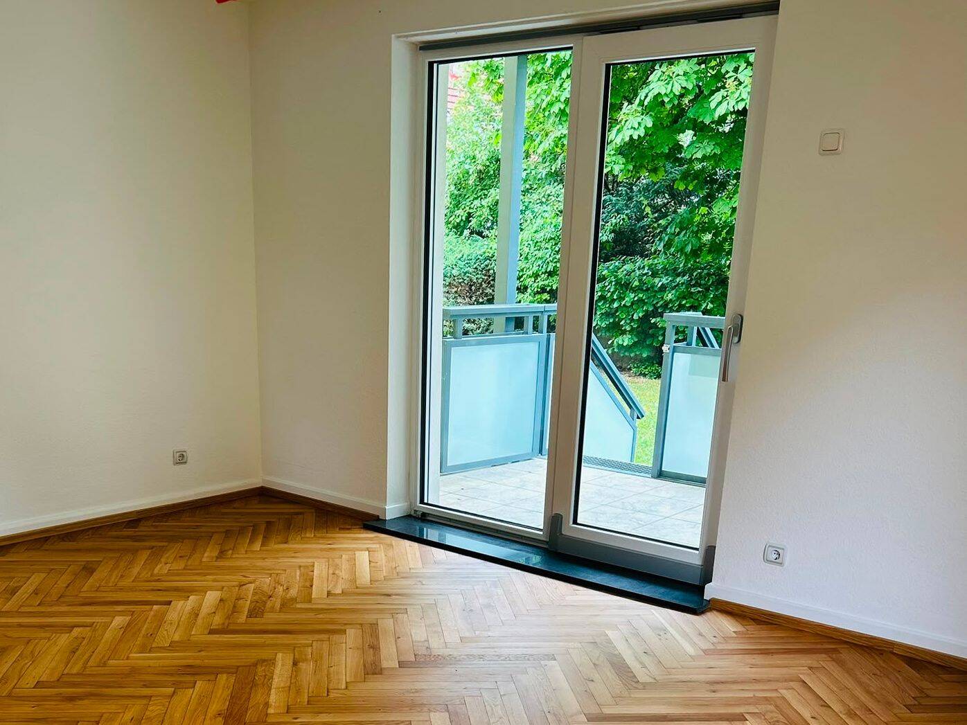 Renovierte 4-Zimmerwohnung mit Balkon und Garten im Frauenland, 97074 Würzburg (Frauenland Sanderau)