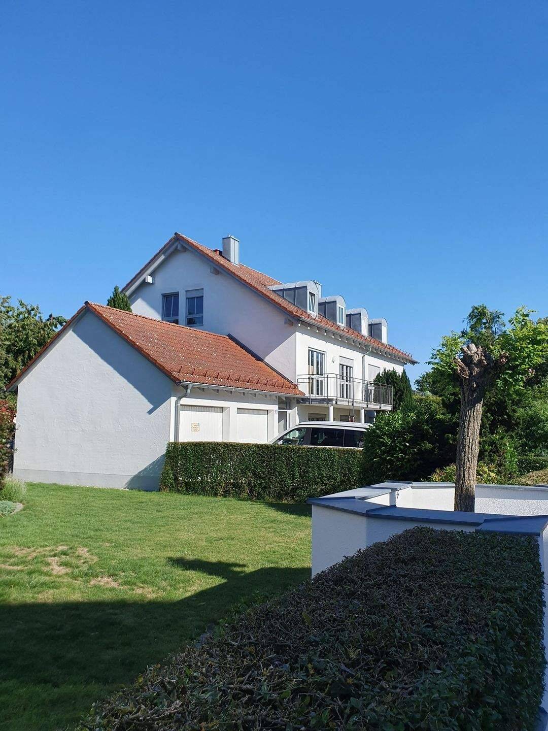 * GROSSZÜGIG und HELL * — Schöne DOPPEL-HAUS-Hälfte – 7 Zimmer – ELW möglich, 84453 Mühldorf a. Inn