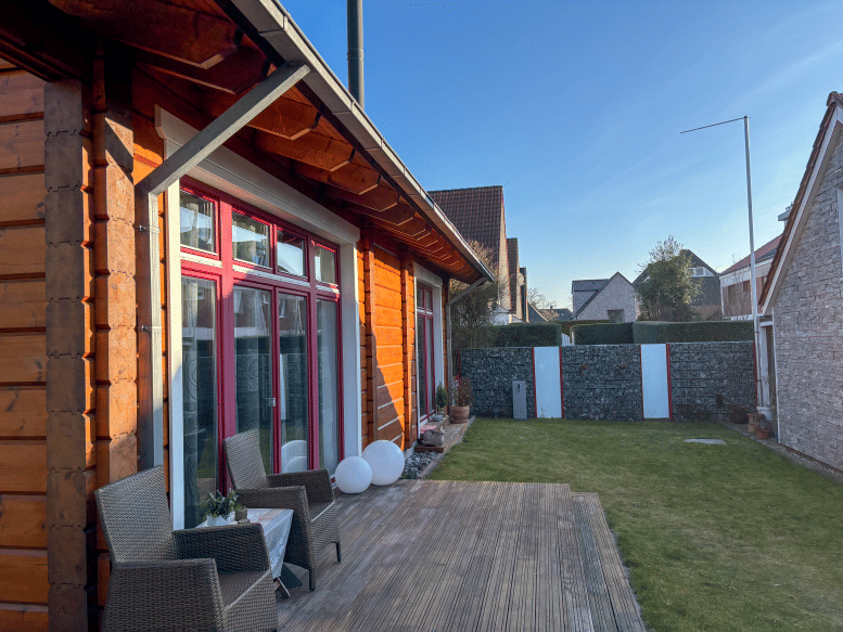 Nachhaltig wohnen mit Stil ***4306 G Holzblockhaus in zentraler Lage von Gütersloh, 33330 Gütersloh