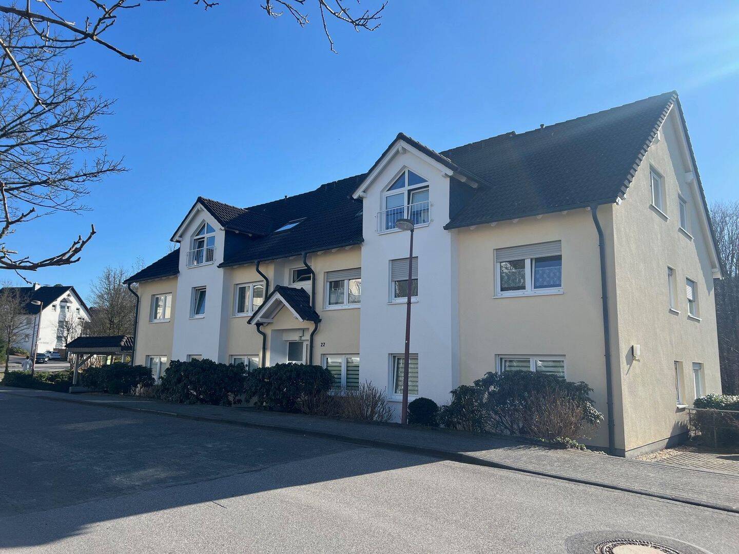 Gut vermietete 2-Zimmer-Eigentumswohnung mit Balkon, 51643 Gummersbach