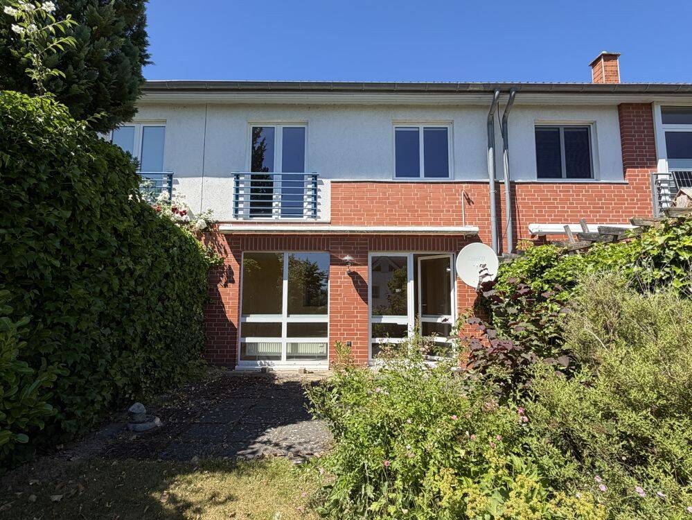 Modernes Reihenmittelhaus in beliebter Lage von Dänischenhagen mit Carport, 24229 Dänischenhagen