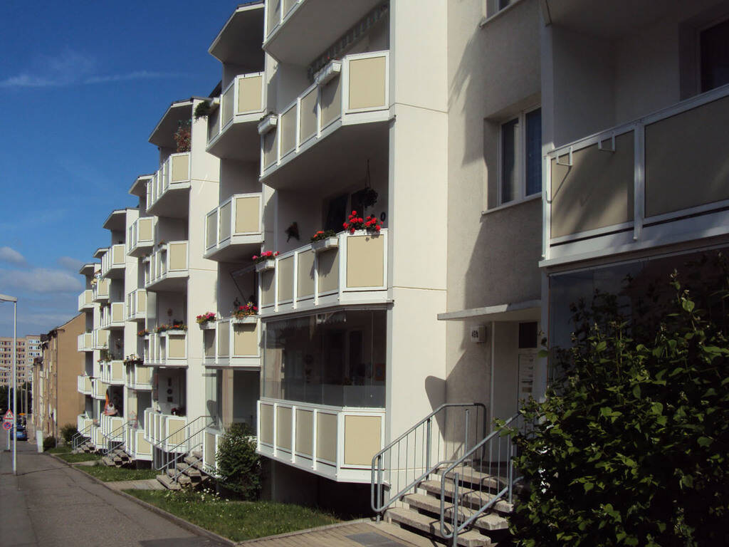 Sanierte 1-Raum-Wohnung mit bodengleicher Dusche u. Balkon, 7546 Gera