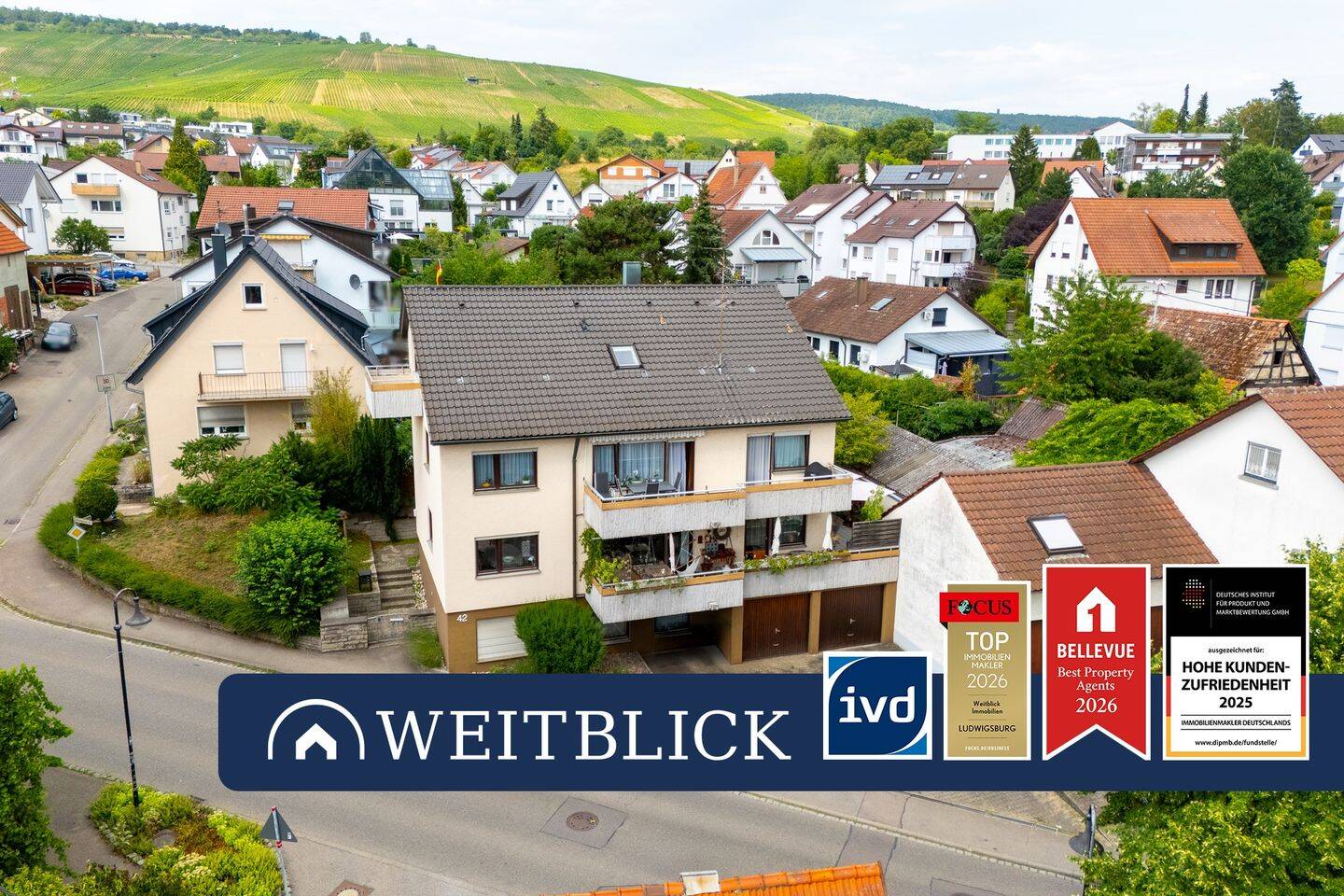 WEITBLICK: Dreifamilienhaus in Bestlage!, 71384 Weinstadt