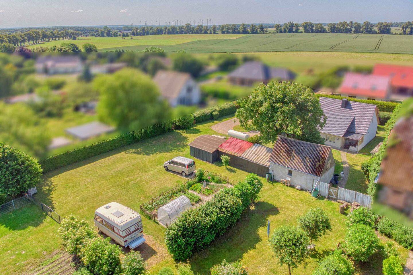Naturgenuss: EFH inkl. Werkstatt mit großem Gartengrundstück in Feldrandlage, 17089 Gültz