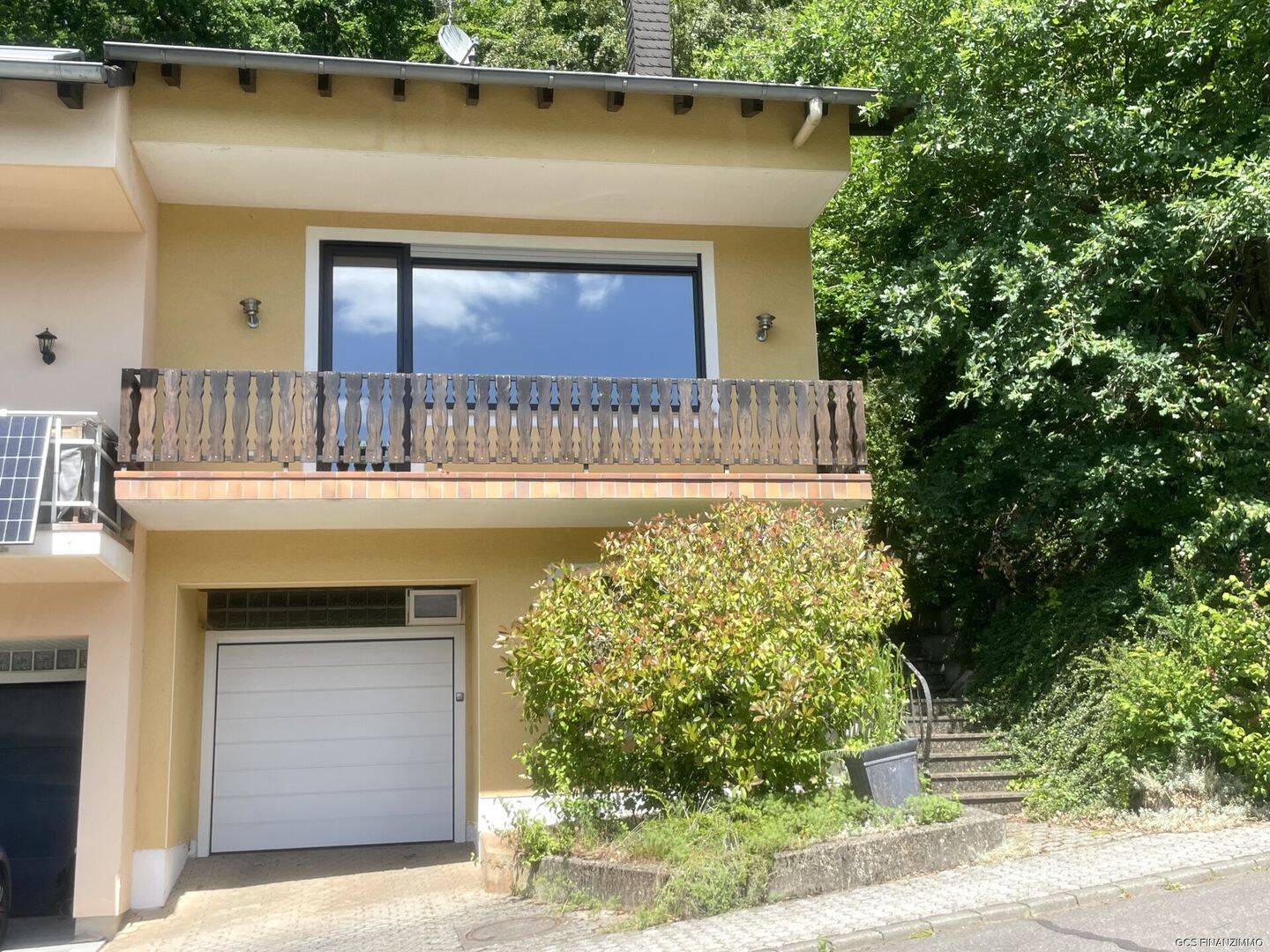 Doppelhaushälfte mit Weitblick für die junge Familie – ruhige Lage, Terrasse, Balkon und Garage, 54306 Kordel