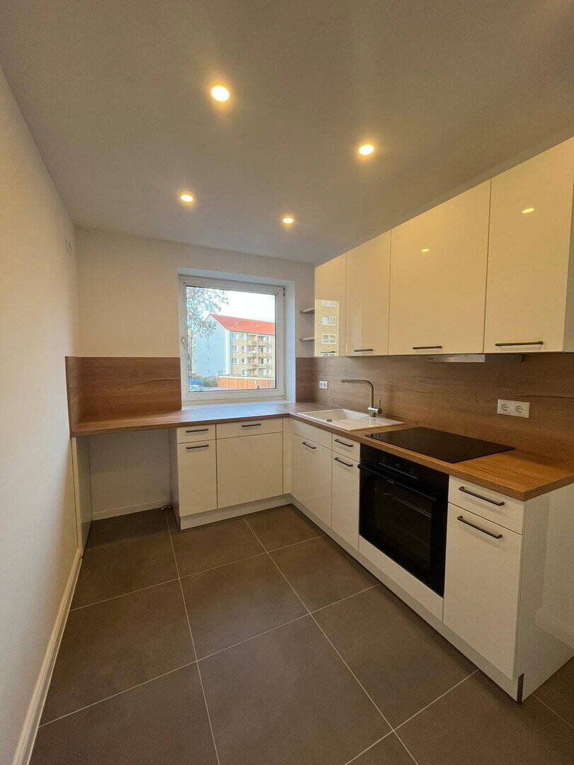 2-Zimmer Wohnung mit Einbauküche und Balkon – Frisch saniert, 30419 Hannover