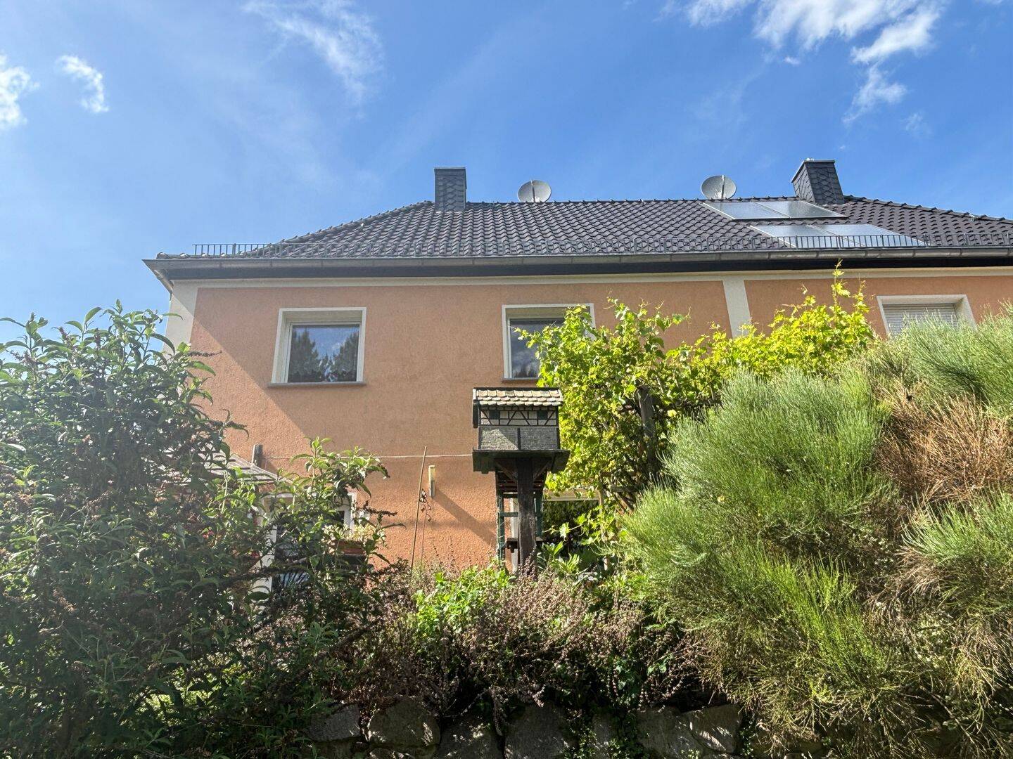 Charmante DHH mit 4 Zimmern, Garten und Carport in Glauchau, kernsaniert!, 8371 Glauchau
