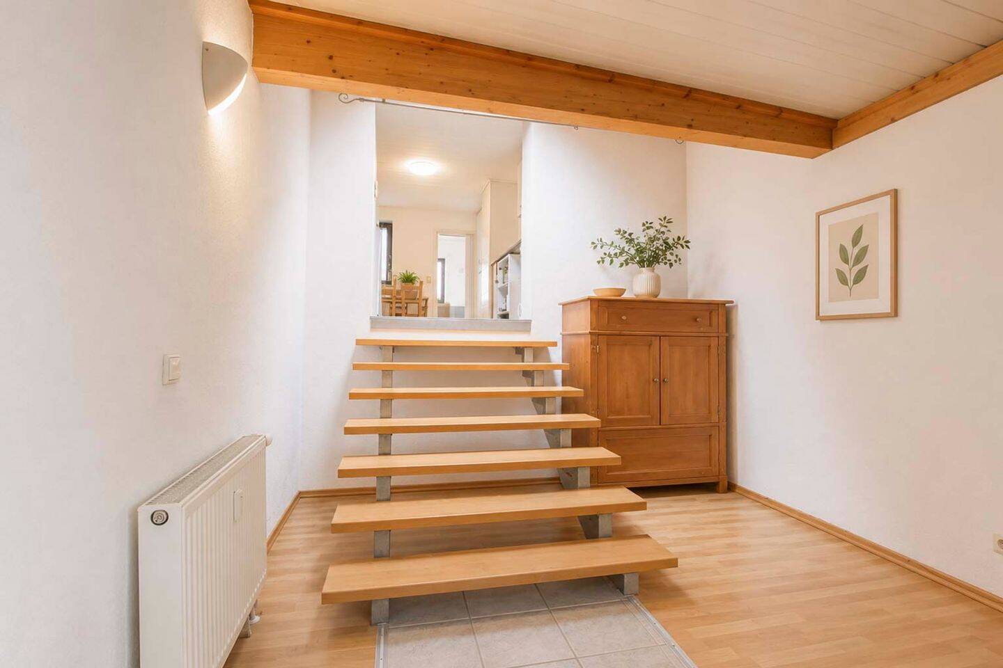 Ankommen und wohlfühlen: Erdgeschosswohnung mit Gartenparadies, 64579 Gernsheim