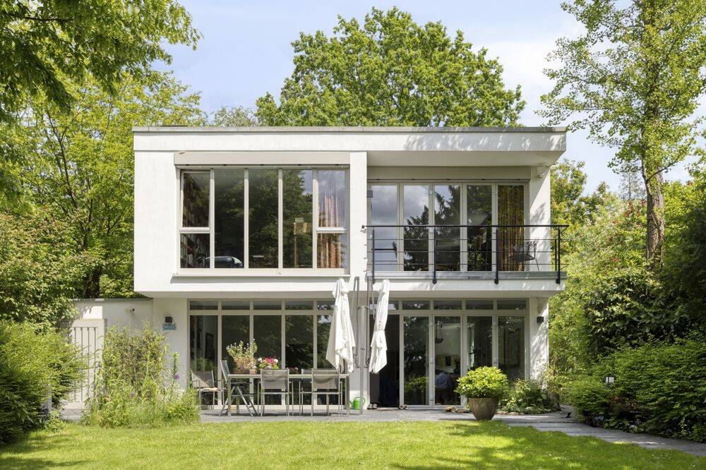 Großzügig wohnen, herrlich privat – Einfamilienhaus auf traumhaftem Grundstück, 53127 Bonn (Ippendorf Lengsdorf Poppelsdorf Venusberg)