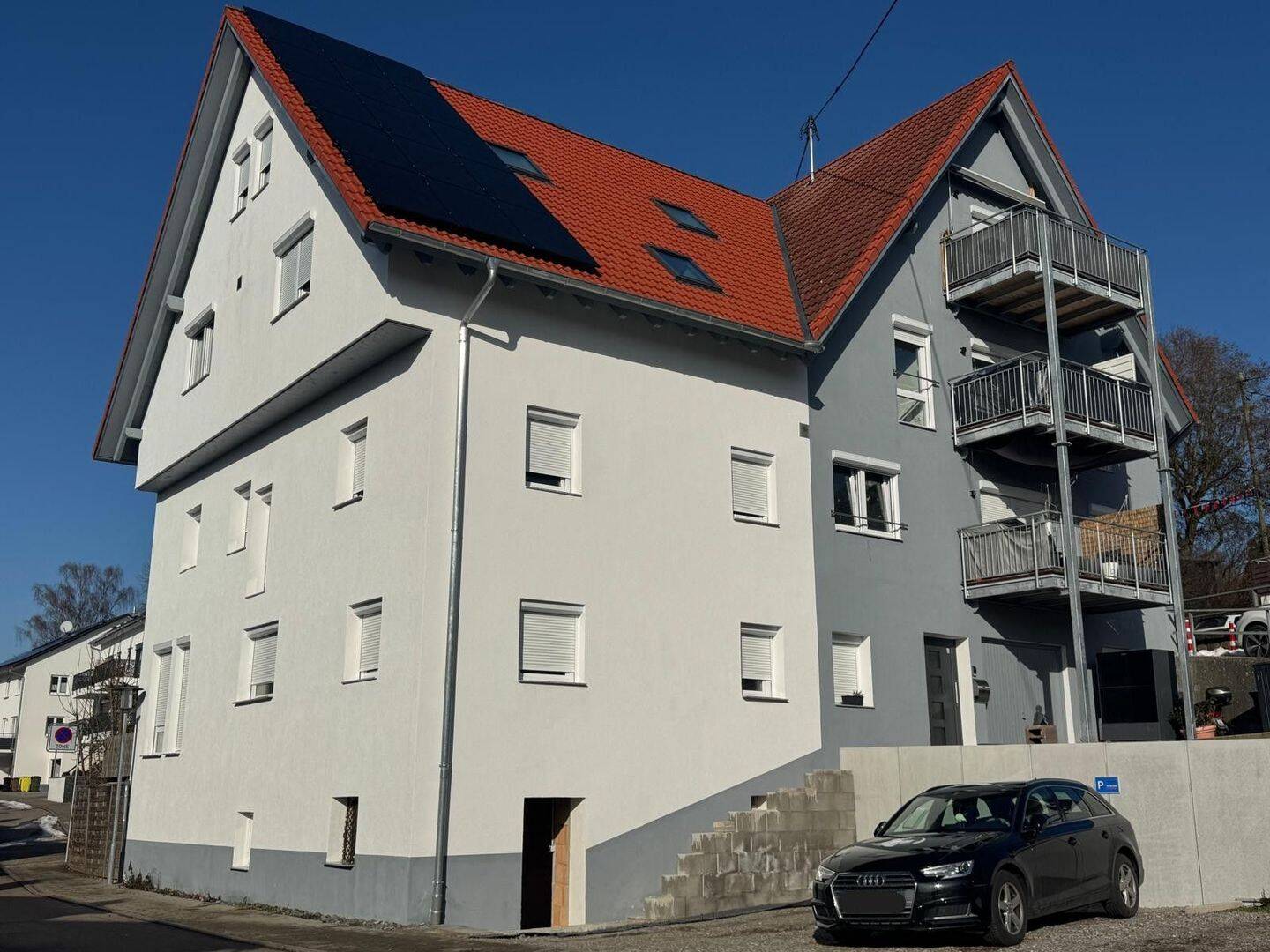 Modernisiertes 6-Familienhaus in Niedereschach, 78052 Villingen-Schwenningen