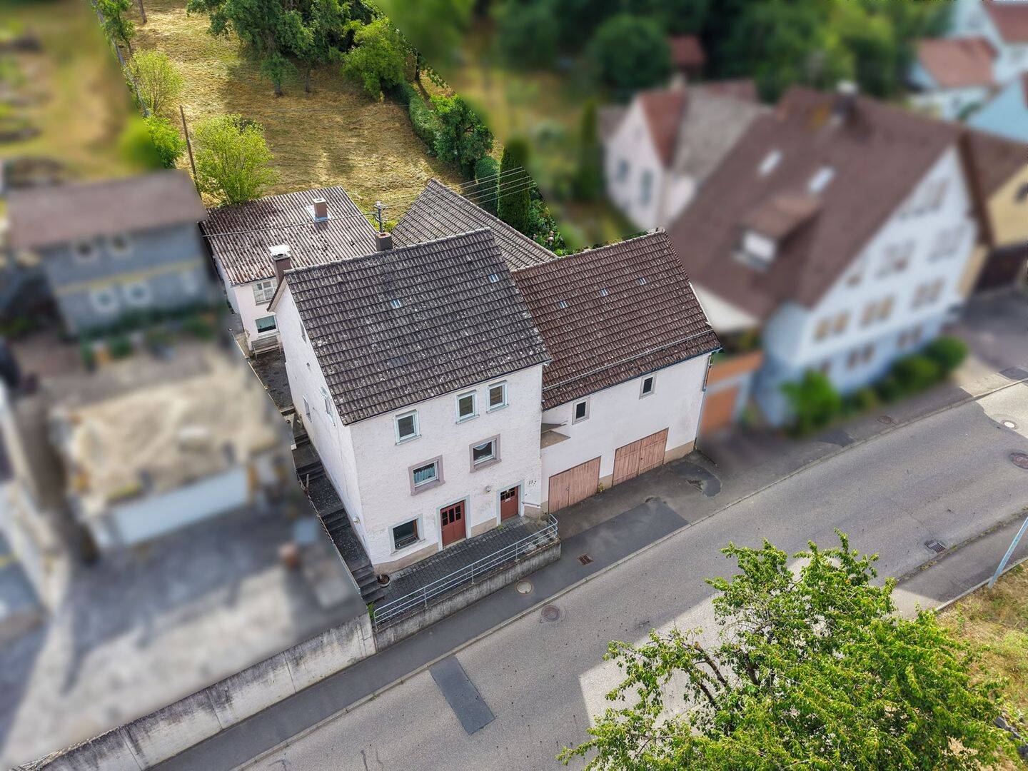 Charmantes Wohnhaus mit vielseitig nutzbarer Scheune und Ausbaupotenzial, 74214 Schöntal