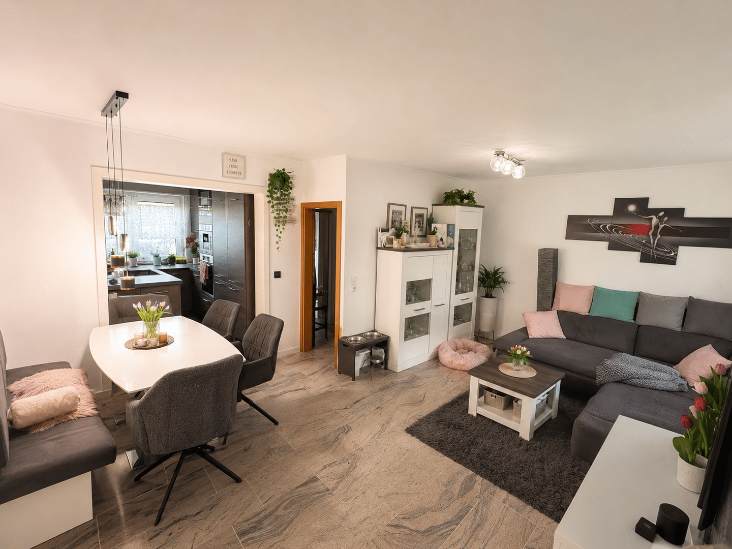 Charmantes Reihenmittelhaus in Offenburg-Weststadt: Einziehen, wohlfühlen und Potenzial entfalten!, 77656 Offenburg