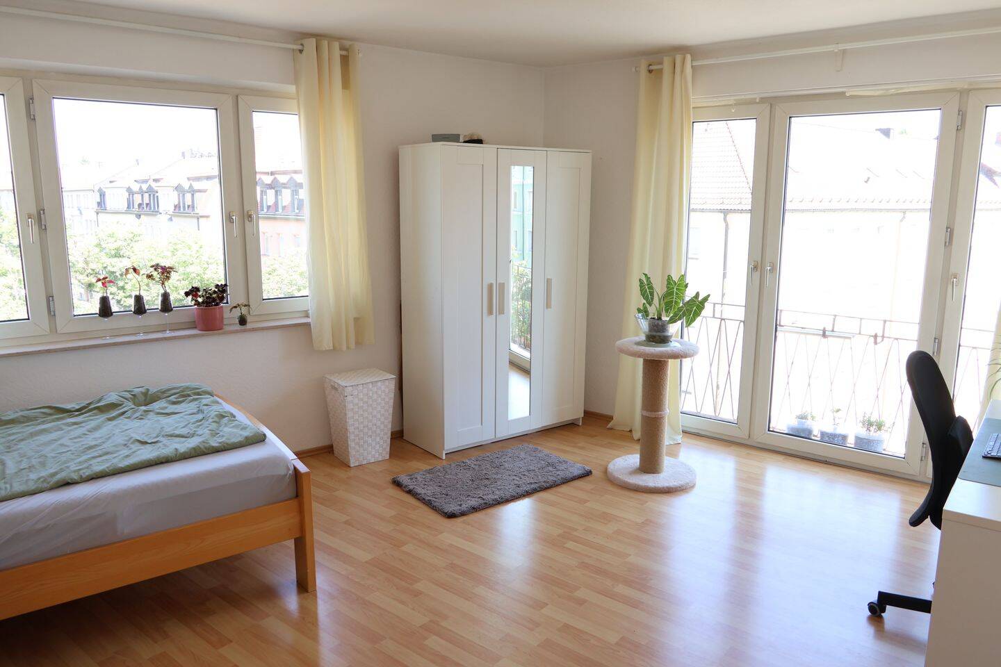 Möblierte 2-Zimmer Wohnung BEFRISTET ab Okt. für 8-10 Monate, 90459 Nürnberg