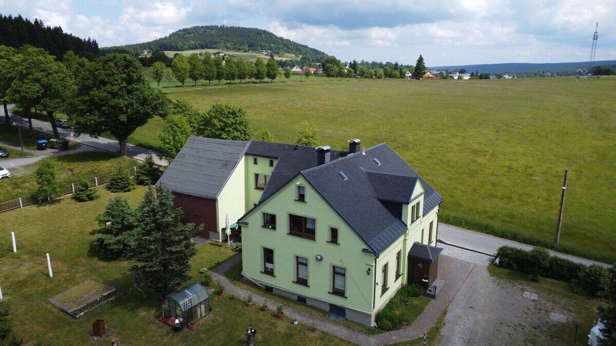 Schönes Anwesen in Bärenstein am Waldesrand mit Bergblick!, 9471 Bärenstein
