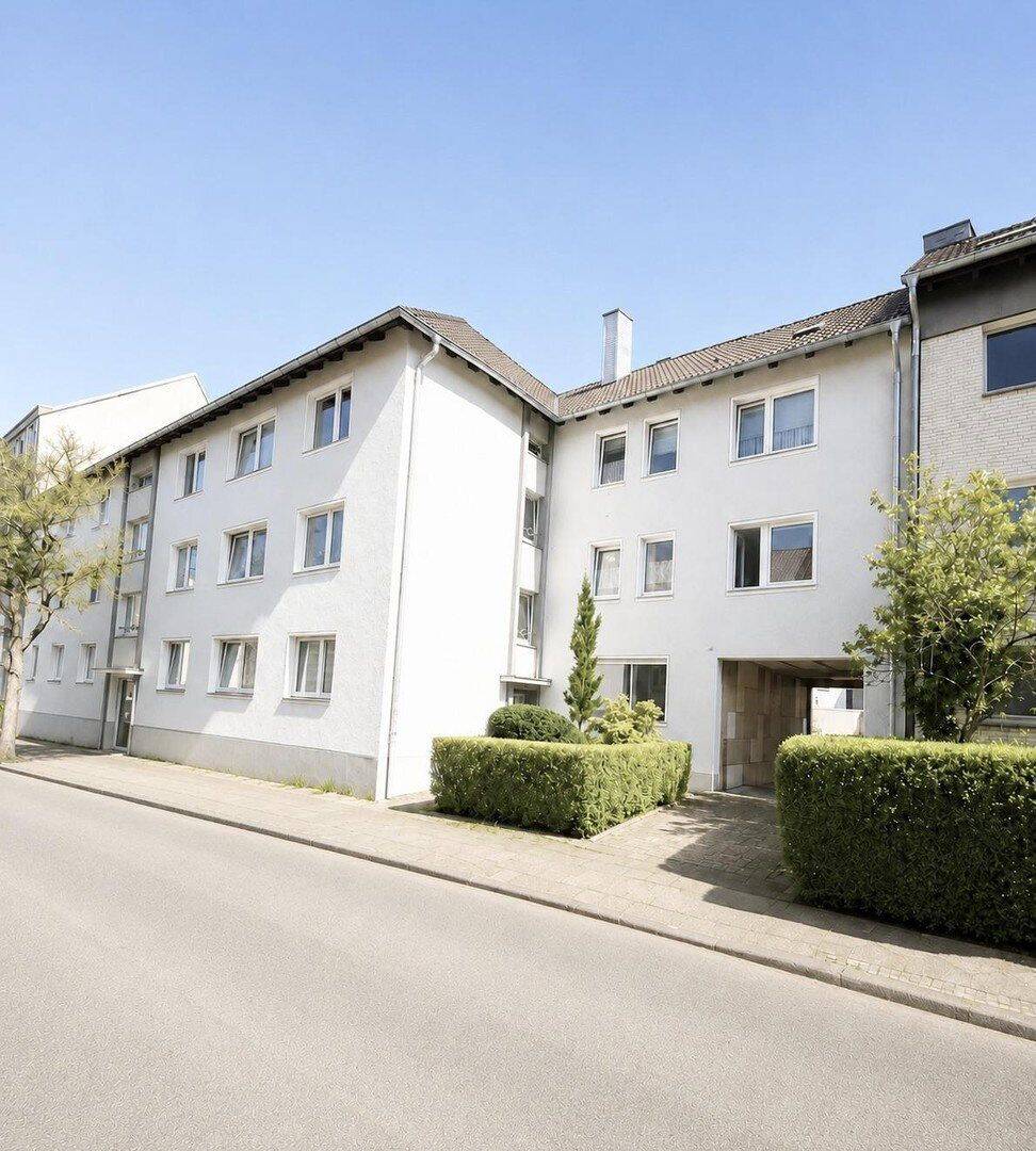 Erstbezug nach Sanierung: Helle 3,5-Zimmer-Wohnung in Bochum Weitmar, 44795 Bochum (Weitmar Wiemelhausen)