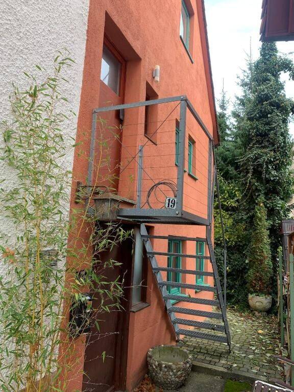 Einzigartiges Wohnduo in Ulm-Söflingen: 2 möblierte Einheiten (EG + 1.OG) mit ca. 60 qm, 89077 Ulm (Söflingen Weststadt)