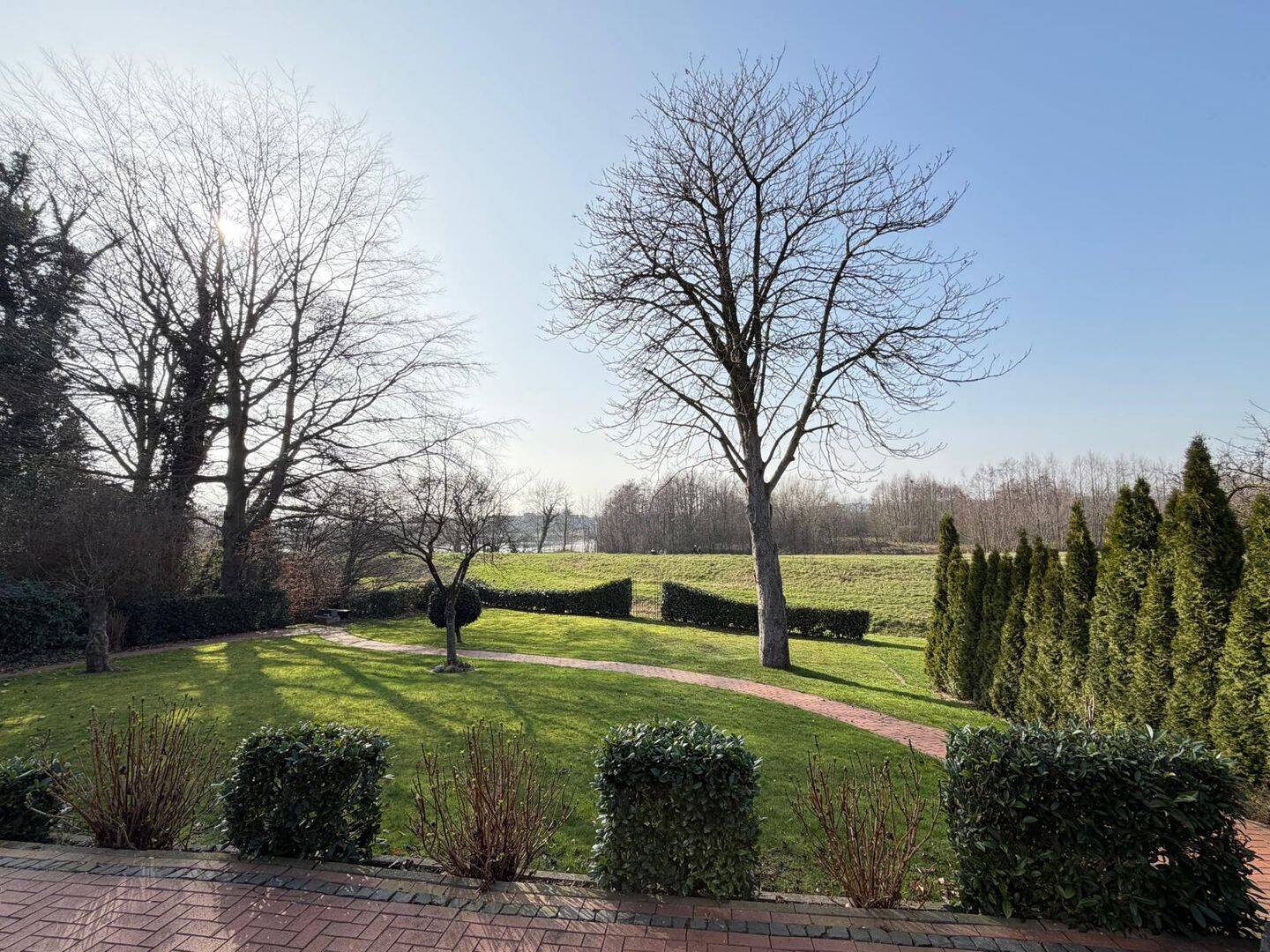 Wohnen mit Lebensqualität – Haus am See in bester Lage von Bramsche, 49565 Bramsche
